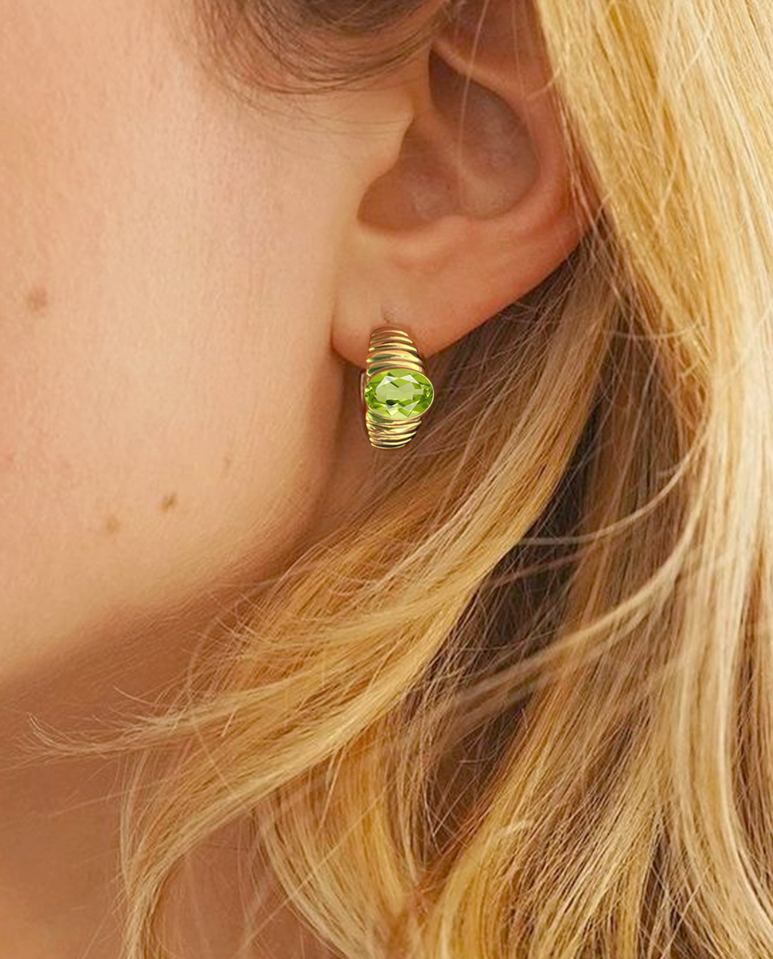 Belle Peridot Signet Hoop Earrings